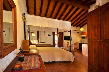 Linos Inn