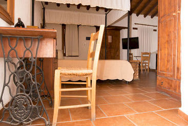 Linos Inn