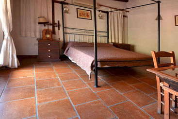 Linos Inn
