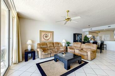 فندق Navarre Beach Regency 308