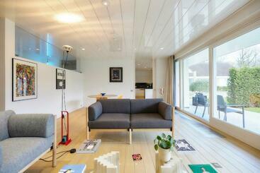 펜션 Good Mood Lodge   Spacious, Luminous And Quiet