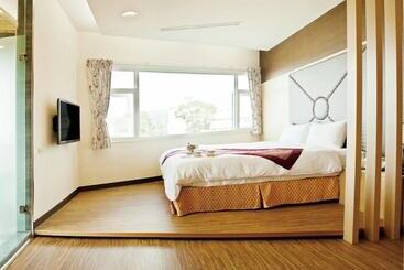 هتل Li Quan Hot Spring Resort