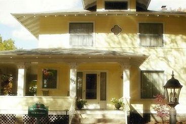 تختخواب و صبحانه The Mcfarland Inn