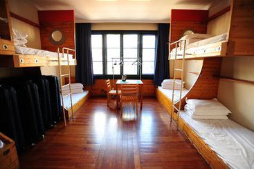 Captain Hostel