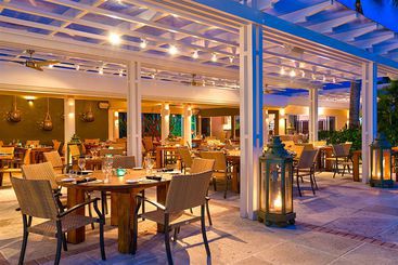 هتل Beach House  All Inclusive Adults Only