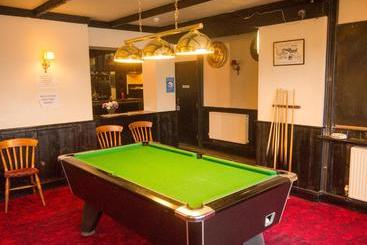 هتل Lamb Inn Ringwood Limited