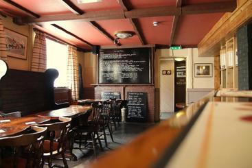 هتل The Kings Head