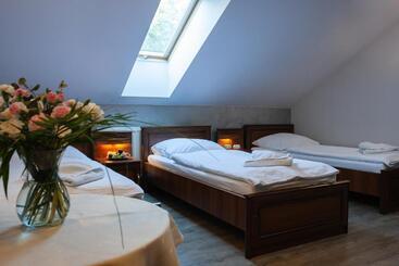 مبيت وإفطار Resort Pod Lasem