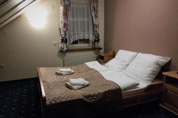 تختخواب و صبحانه Oro Cavallo