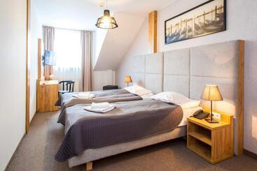 בית מלון כפרי Nad Rabą   Bochnia