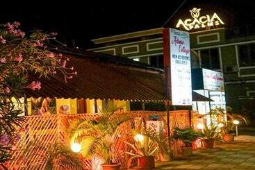 Hotelli Adrose Cotttages & Family Restaurant Colva