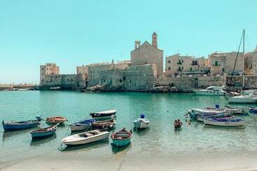 Пансион Giovinazzo Suite Pavone Griffi