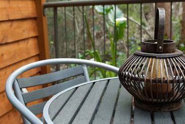 تختخواب و صبحانه Hideaway Haven