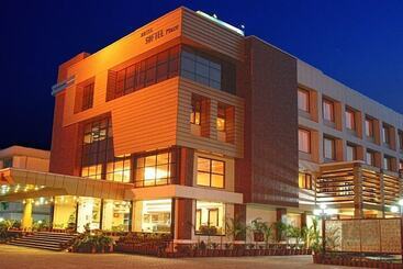 ホテル Softel Plaza