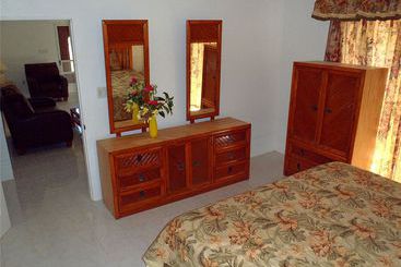 هتل Spotts Beach Houses
