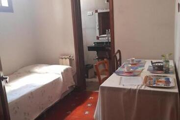 پانسیون Casabunda Multiespacio, Habitación Privada En El Centro