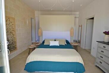 هتل آپارتمان Villa Rocce Bianche