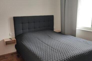 מלון דירות Esplanad Suites