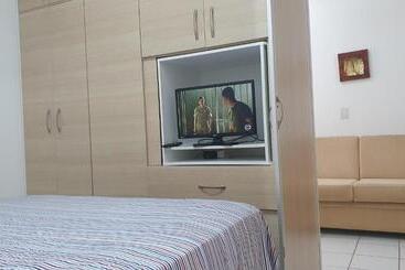 هتل آپارتمان Ed. Boulevar Antares Ii