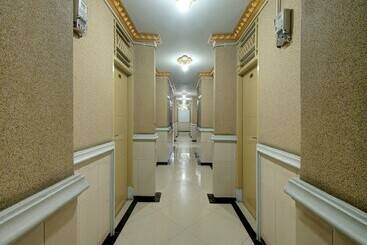 هتل O Fitriaendika Residence Near Pasar Raya Padang