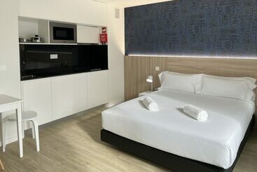 هتل آپارتمان Room Select Porto Suites