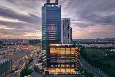 هتل Courtyard By Marriott Setia Alam
