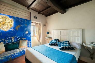 Пансион Opera Suites   Le Notti Bianche