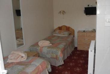 צימר Morefield Motel