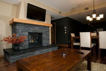 هتل Rundle Cliffs Lodge By Spring Creek Vacations
