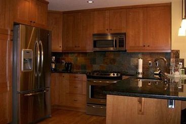 هتل Rundle Cliffs Lodge By Spring Creek Vacations