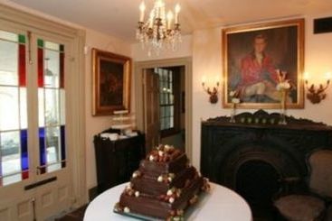The Elms Bed And Breakfast