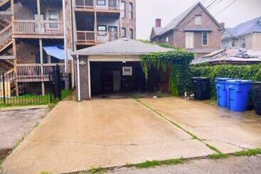 شقة فندقية 3bd/2ba In Historic Hyde Park Neighborhood W/ Parking Near University Of Chicago