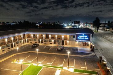 酒店 Aspire Inn Studios & Spas