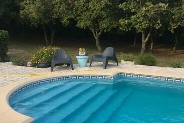 ベッドアンドブレックファースト Chambre D Hôte à La Maison Du Petit Bois 4 étoiles