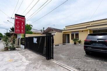 Reddoorz @ Medan Johor 2