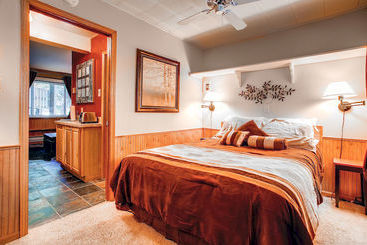 هتل Park Meadows Lodge