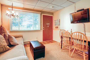 هتل Park Meadows Lodge
