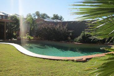 مُتل Desert Rose Inn Alice Springs