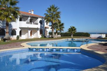 ツーリストアパートメント Nueva Playa C2 Locdenia