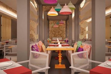 استراحتگاه ROC Casa del Mar