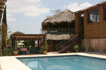 La Villada Inn  Hostel