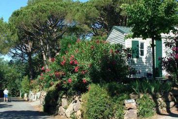 هتل Camping Douce Quiétude