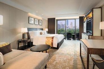 هتل The Grand Mansion, A Luxury Collection