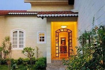 Pictory Garden Resort