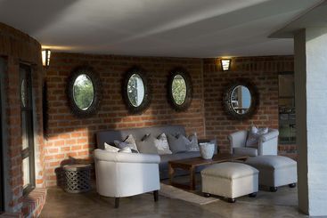 هتل Lilayi Lodge