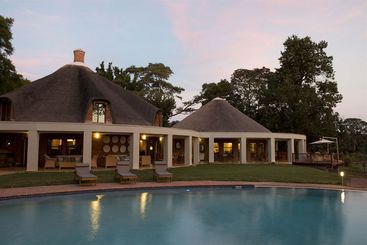 هتل Lilayi Lodge