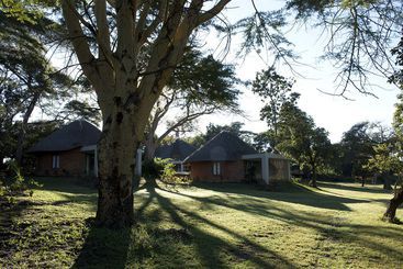 هتل Lilayi Lodge