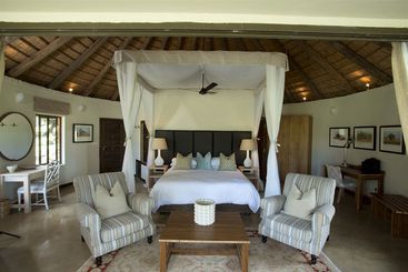هتل Lilayi Lodge