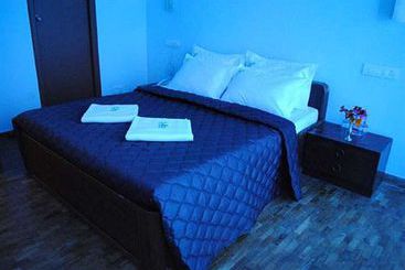 هتل Tulips Resorts   Elkhill