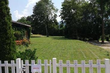 هتل Villa Flora